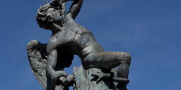 LOS HOMBRES LAS PREFIEREN RUBIAS,  LAS MUJERES LOS PREFERIMOS HOMBRES