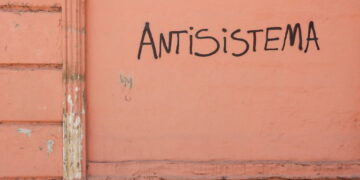 EL NEOPOPULISMO COMO RÉGIMEN