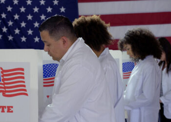 LA DEFINICIÓN LA DIERON LOS LATINOS